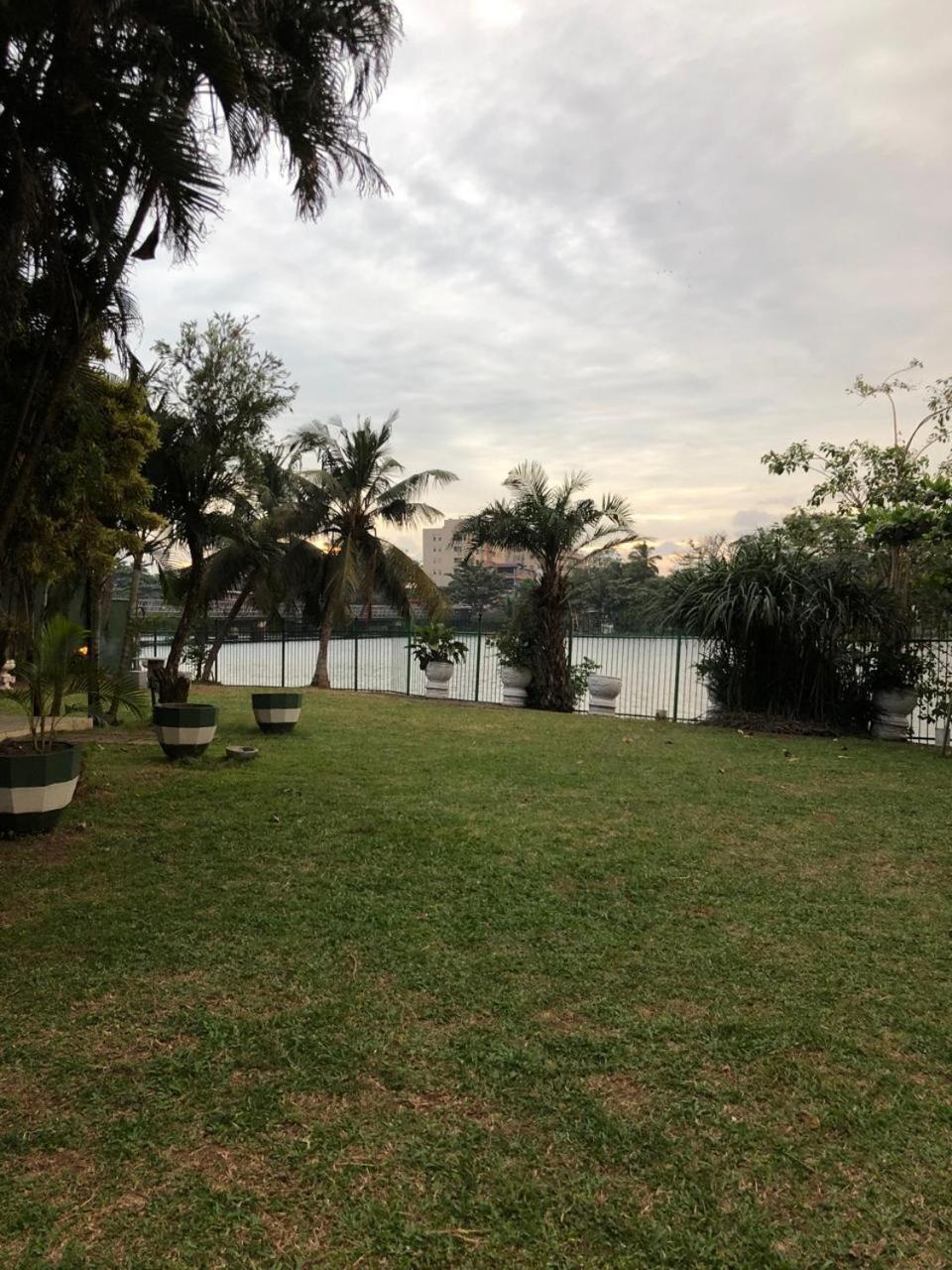 Amani Lake Resort Панадура Екстериор снимка